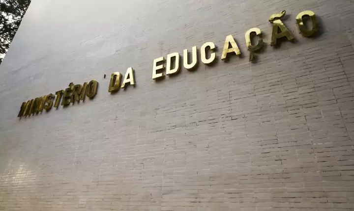 Comissão do Senado ouve na semana que vem ministro da Educação