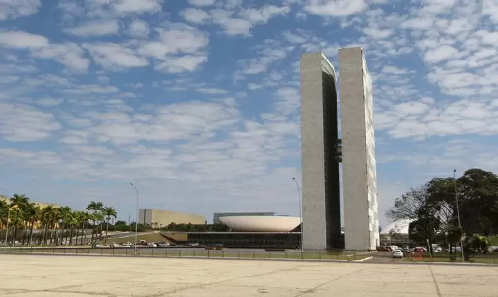 Conselho de Ética da Câmara instaura processos contra seis deputados