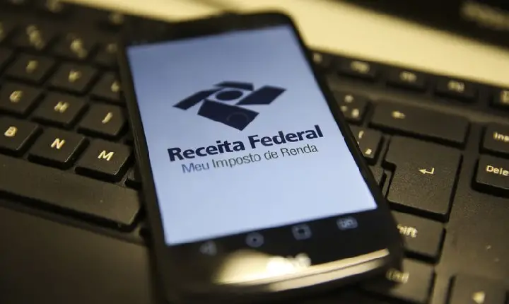 Contribuintes começam a receber declaração pré-preenchida do IR