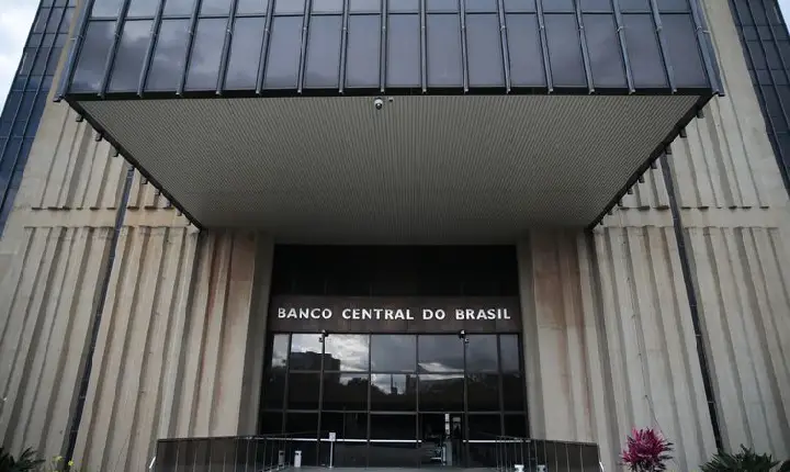 Copom inicia segunda reunião do ano em meio a receios sobre guerra
