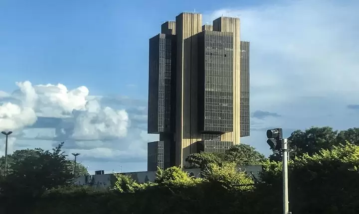 Copom: taxa básica de juros deve aumentar novamente na próxima reunião