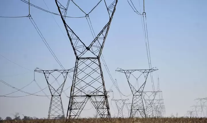 Decreto zera IOF sobre empréstimo a distribuidoras de energia