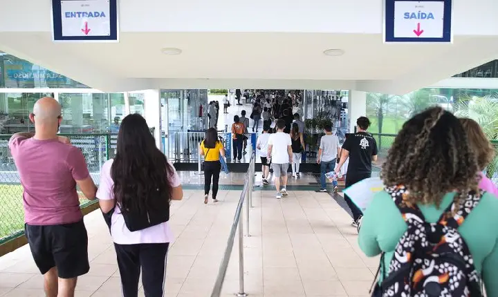 Enem: candidatos têm até sexta-feira para pedir isenção de taxa
