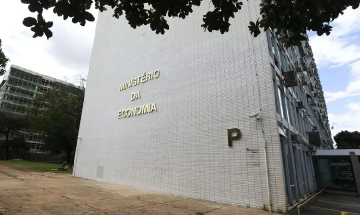 Governo Central tem déficit primário de R$ 20,62 bi em fevereiro