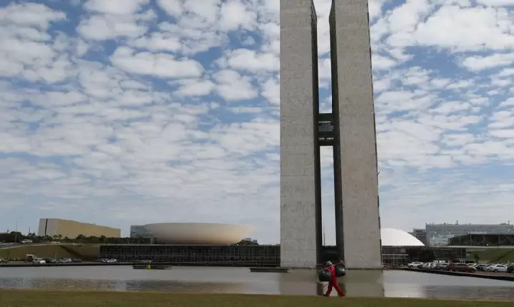 Mantido veto em lei que proíbe divulgação de infração no trânsito