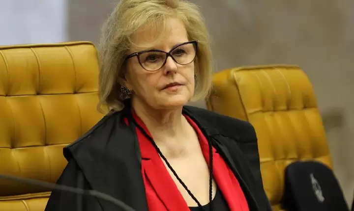 Ministra do STF dá 10 dias para presidente explicar indulto a Silveira