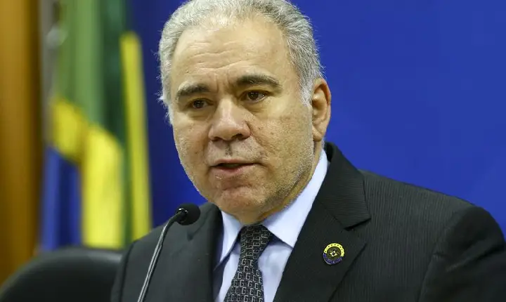 Ministro anuncia doação de 86,7 milhões de doses de vacina da covid-19