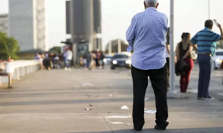 Ministro do STF nega pedido para destravar revisão de aposentadorias