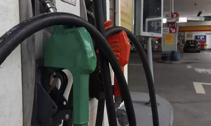 Preço da gasolina chega a R$ 7,27 e é o mais alto registrado pela ANP