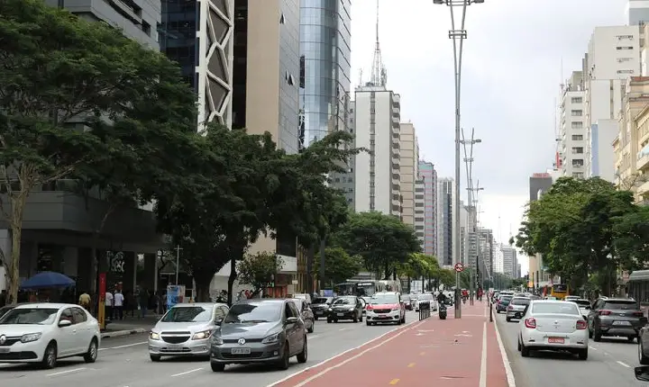 Preços dos aluguéis sobem 0,81% em março, diz FGV