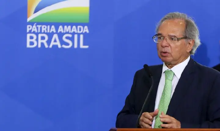 Presidente diz que espera redução de preços dos combustíveis