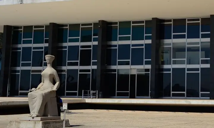 Presidente do STF marca julgamento de Daniel Silveira para 20 de abril