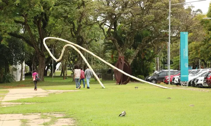 USP retorna às aulas presenciais após dois anos de pandemia
