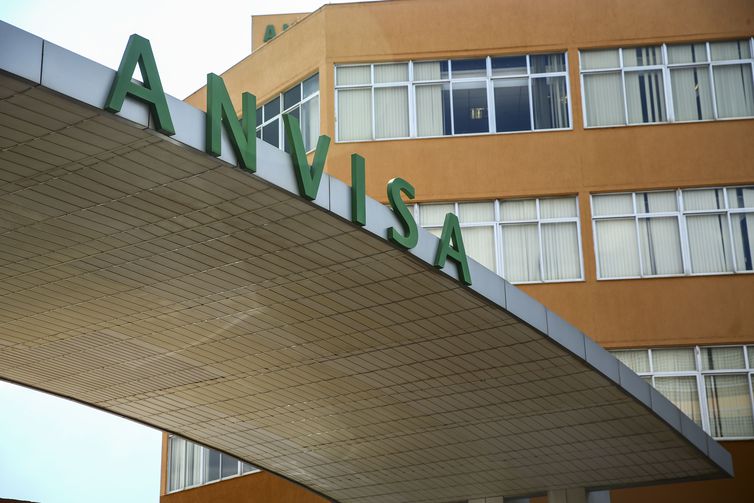 Anvisa aprova novo medicamento para tratamento da covid-19 