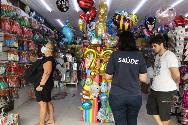 Covid-19: Brasil tem 29,4 milhões de casos e 655,6 mil mortes