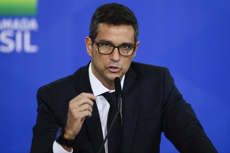 Banco Central: futuro dos juros dependerá de guerra e outros choques