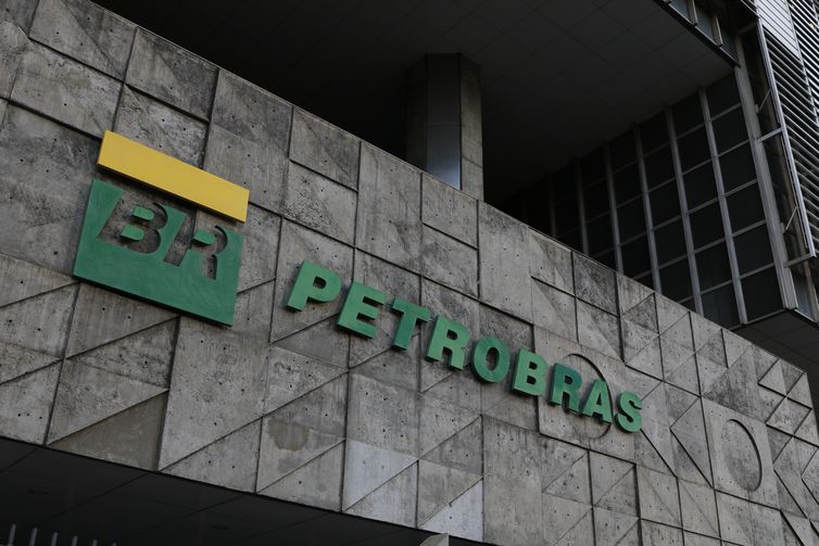 Ex-secretário de Petróleo do MME é indicado para comandar Petrobras