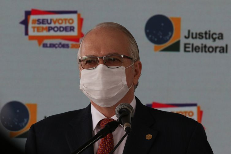 Presidente do TSE encerra série de reuniões com presidentes dos TREs