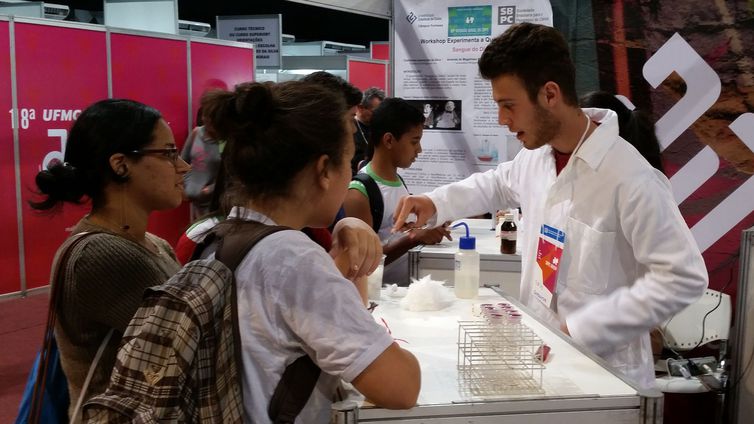 Projeto da Coppe celebra Dia Mundial das Meninas nas Tecnologias