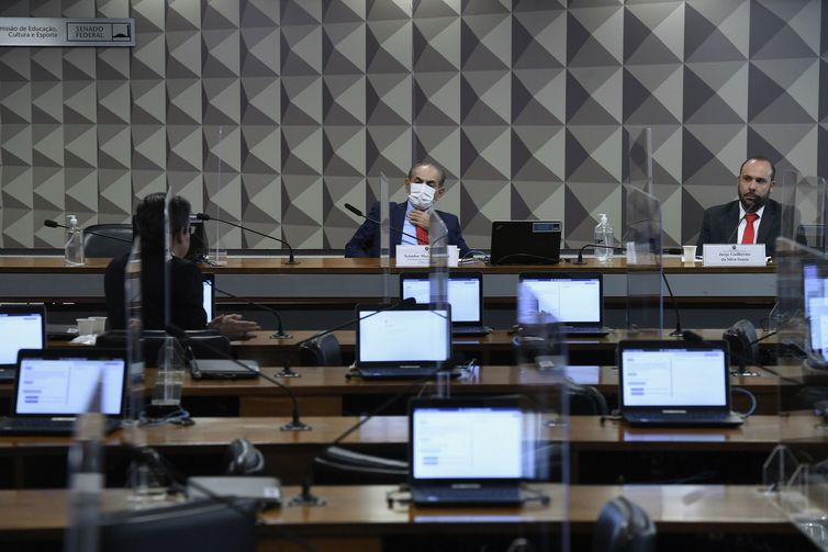 Dono de consultoria diz que não atuou na liberação de verbas do FNDE