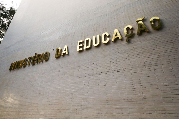 Enem: Inep detalha como instituições estrangeiras podem acessar dados