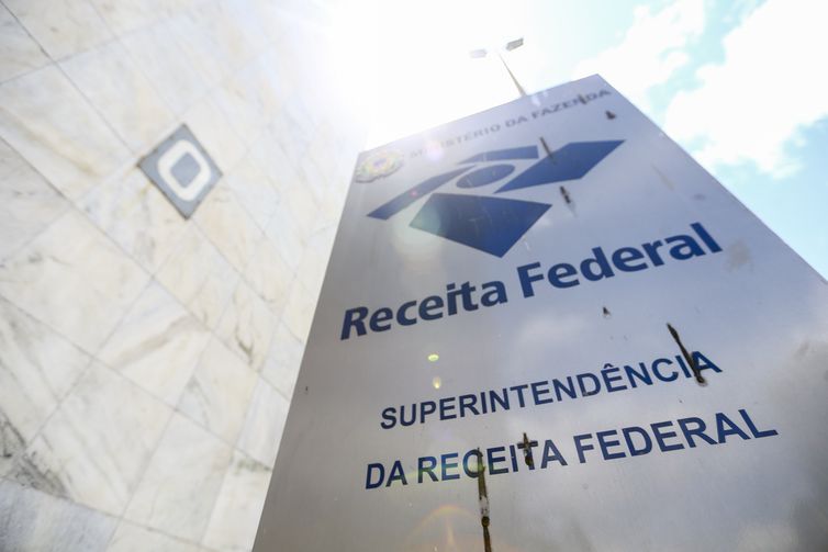 Receita e PGFN lançam edital para negociar R$ 150 bi em impostos