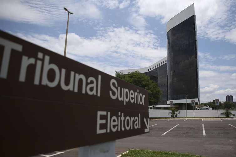 TSE aprova plano para ampliar transparência nas eleições